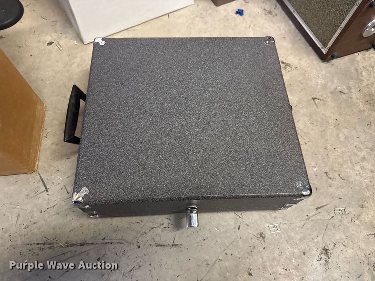 image for item EG8162 Office equipment