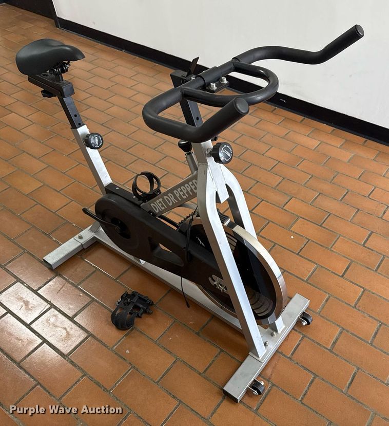 image for item EG8163 Stationary bike