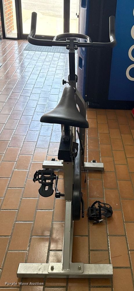 image for item EG8163 Stationary bike