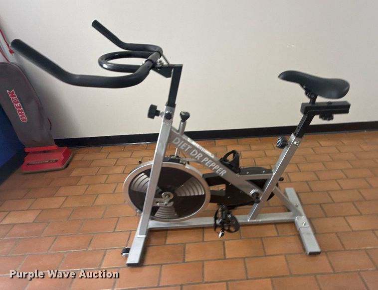 image for item EG8163 Stationary bike