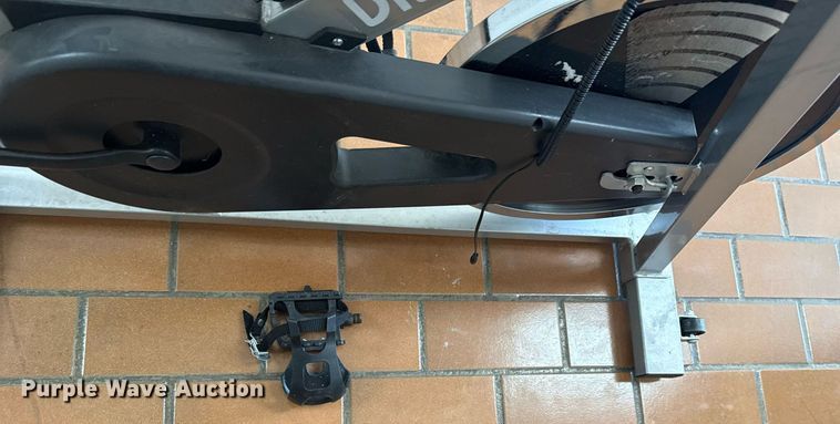 image for item EG8163 Stationary bike