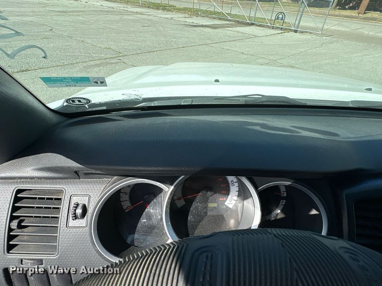 image for item EG8558 2015 Toyota Tacoma Access Cab pickup truck