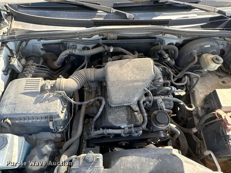 image for item EG8558 2015 Toyota Tacoma Access Cab pickup truck