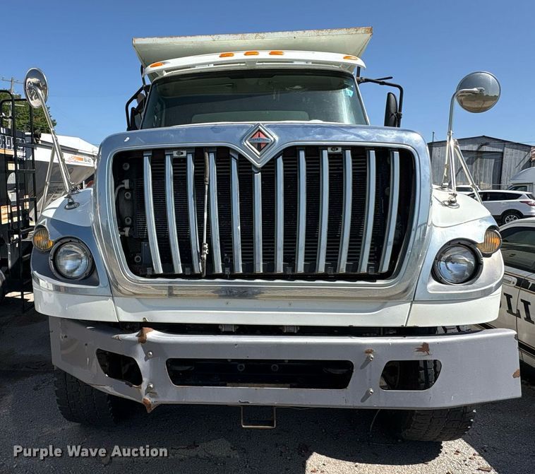 image for item EG8560 2012 International 7600 dump truck