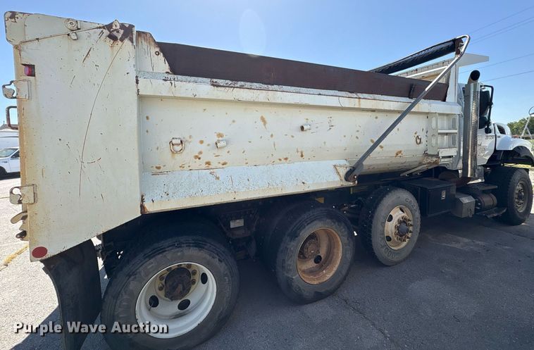 image for item EG8560 2012 International 7600 dump truck