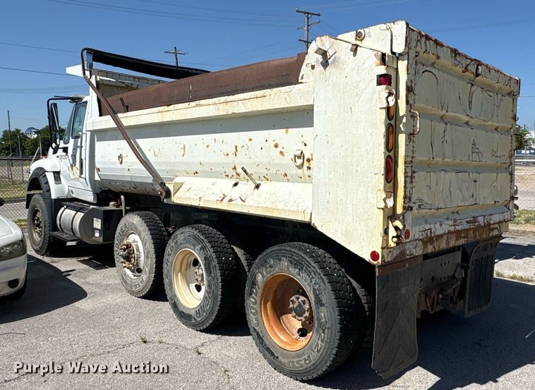 image for item EG8560 2012 International 7600 dump truck