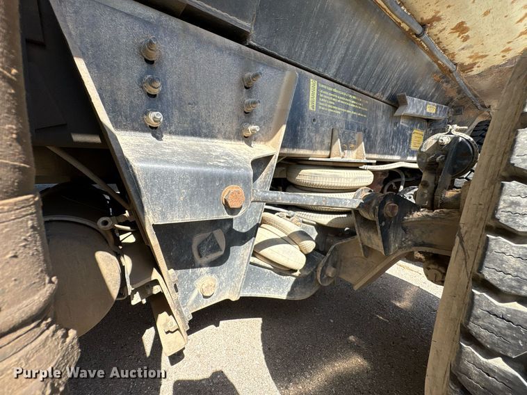 image for item EG8560 2012 International 7600 dump truck