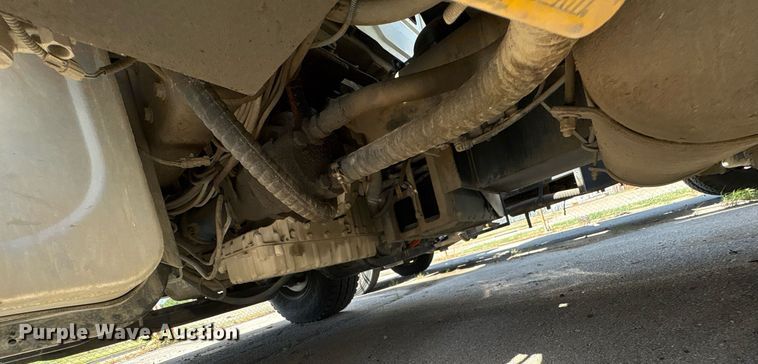 image for item EG8560 2012 International 7600 dump truck