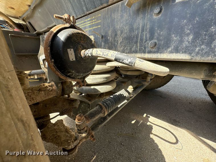 image for item EG8560 2012 International 7600 dump truck