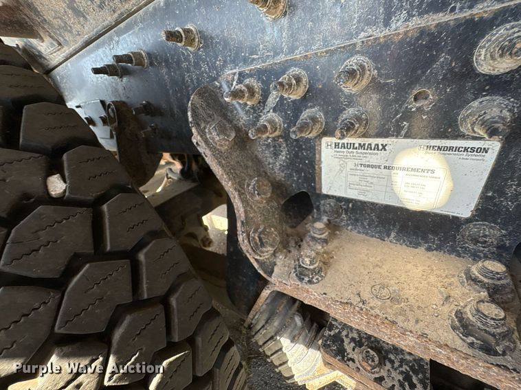 image for item EG8560 2012 International 7600 dump truck