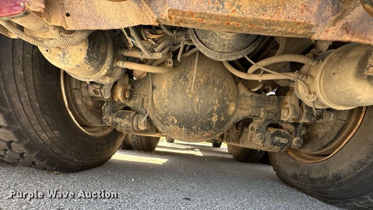 image for item EG8560 2012 International 7600 dump truck