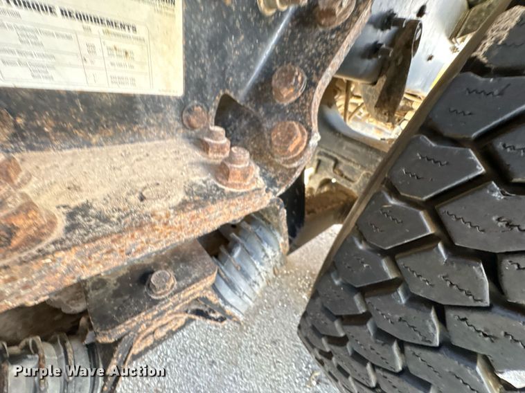 image for item EG8560 2012 International 7600 dump truck