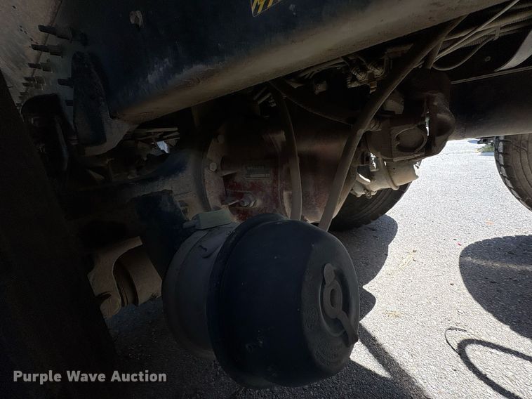 image for item EG8560 2012 International 7600 dump truck