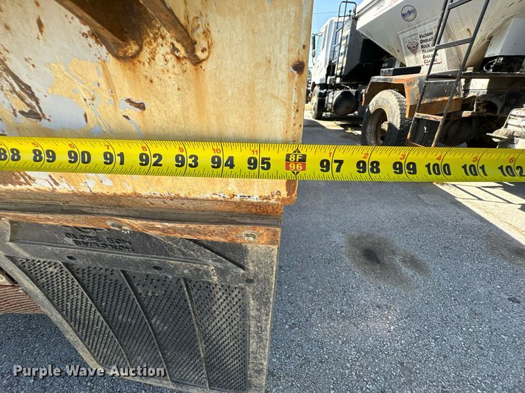 image for item EG8560 2012 International 7600 dump truck