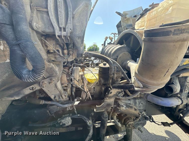 image for item EG8560 2012 International 7600 dump truck