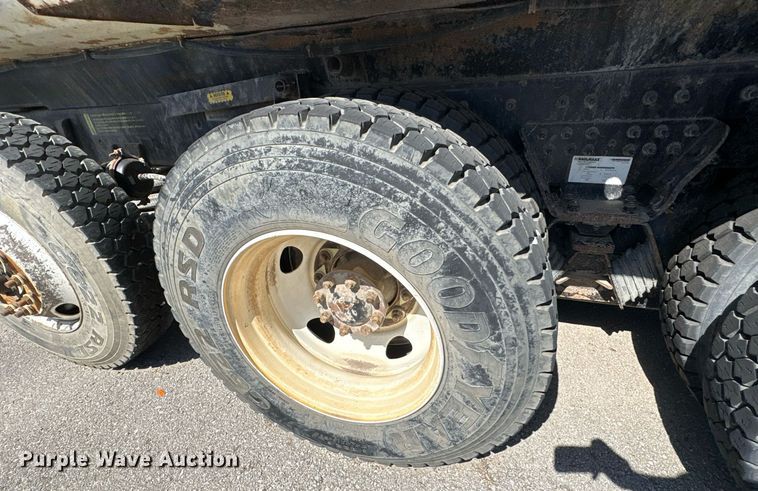 image for item EG8560 2012 International 7600 dump truck