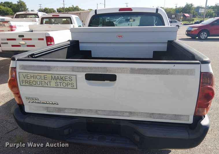 image for item EG8561 2013 Toyota Tacoma Access Cab pickup truck