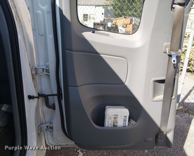 image for item EG8561 2013 Toyota Tacoma Access Cab pickup truck