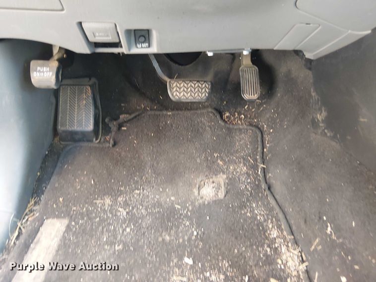 image for item EG8561 2013 Toyota Tacoma Access Cab pickup truck