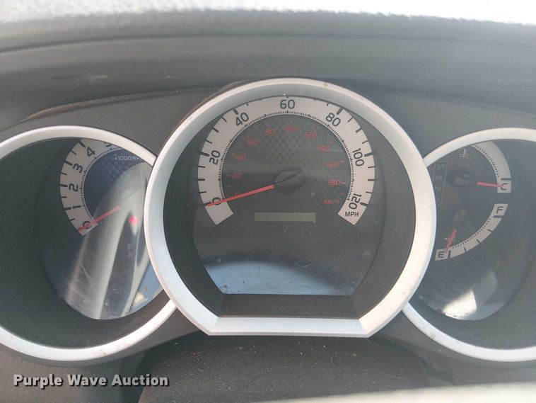 image for item EG8561 2013 Toyota Tacoma Access Cab pickup truck