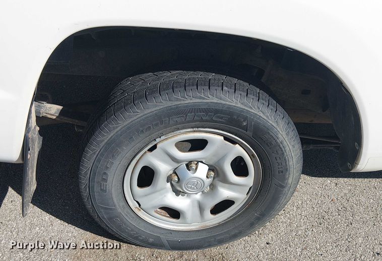 image for item EG8561 2013 Toyota Tacoma Access Cab pickup truck