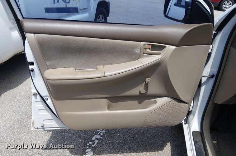 image for item EG8565 2003 Toyota Corolla 