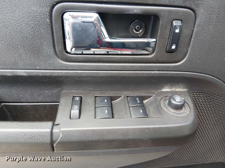 image for item EG8566 2010 Ford Edge SUV