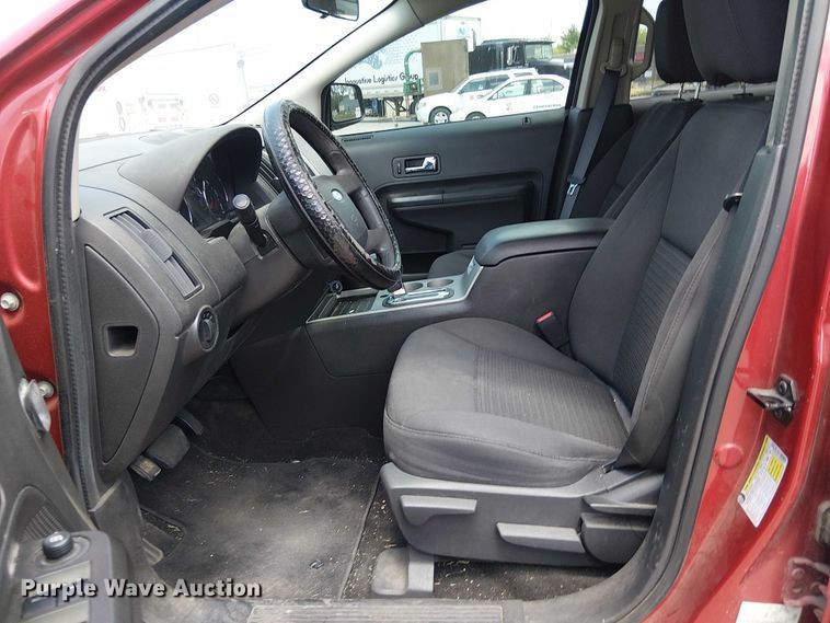 image for item EG8566 2010 Ford Edge SUV