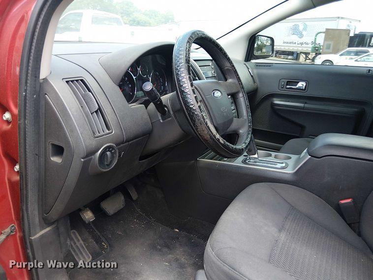 image for item EG8566 2010 Ford Edge SUV