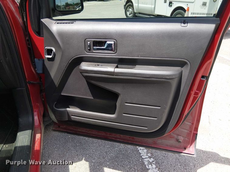 image for item EG8566 2010 Ford Edge SUV