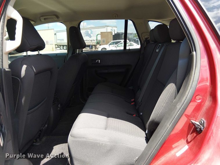 image for item EG8566 2010 Ford Edge SUV