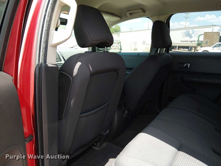 image for item EG8566 2010 Ford Edge SUV