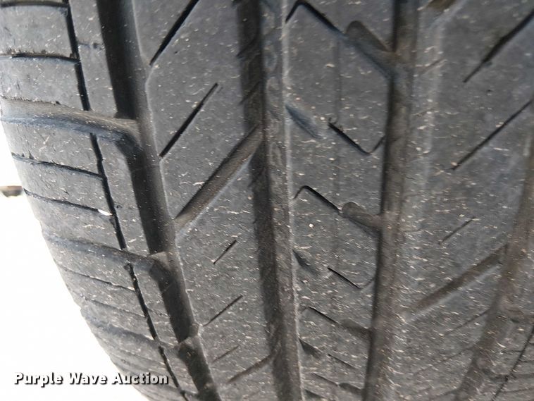 image for item EG8566 2010 Ford Edge SUV