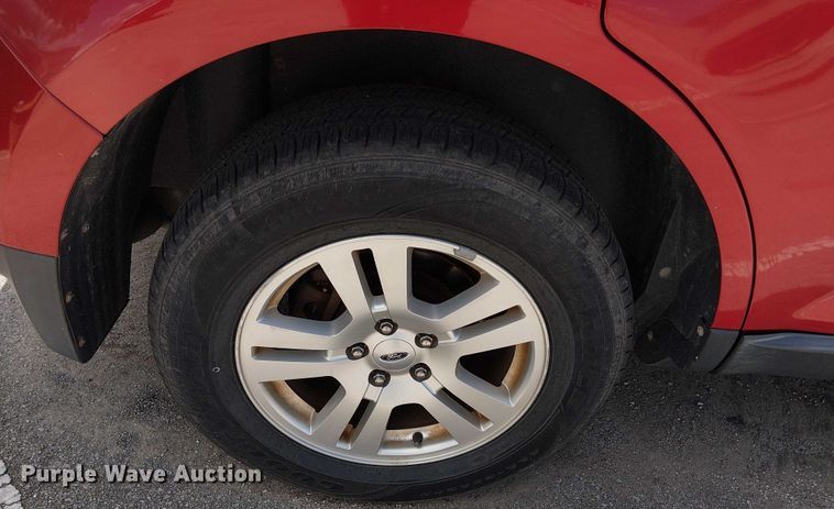 image for item EG8566 2010 Ford Edge SUV