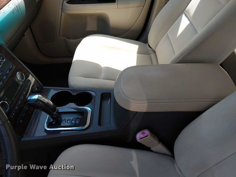 image for item EG8569 2009 Ford Taurus 