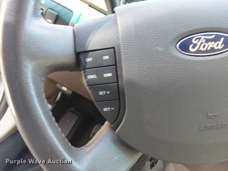 image for item EG8569 2009 Ford Taurus 