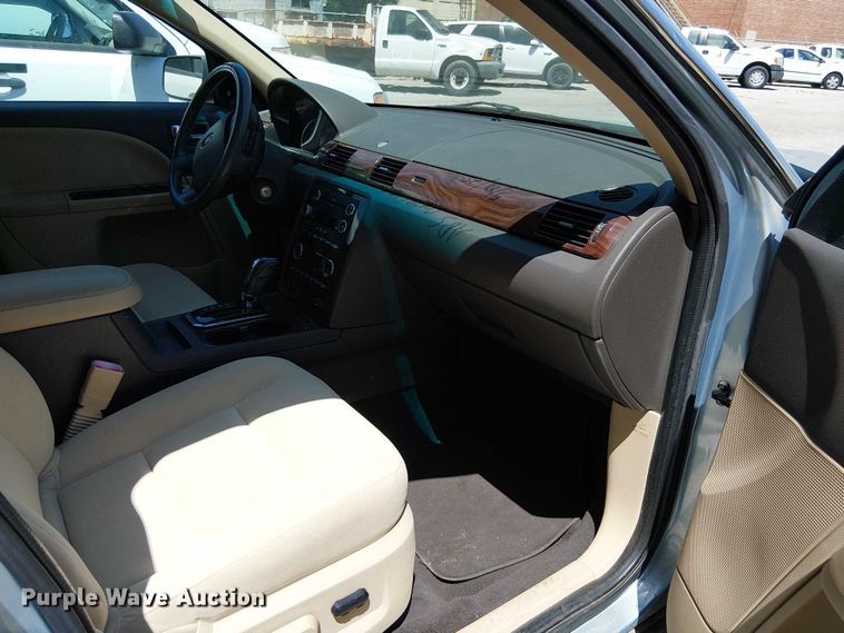 image for item EG8569 2009 Ford Taurus 