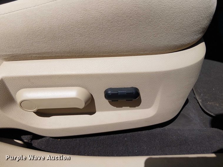 image for item EG8569 2009 Ford Taurus 