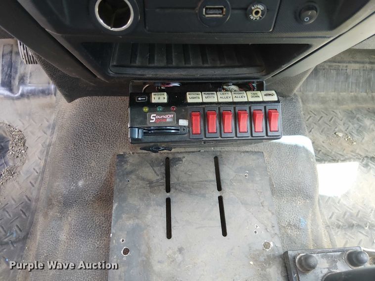 image for item EG8570 2014 Ford F150 SuperCab pickup truck