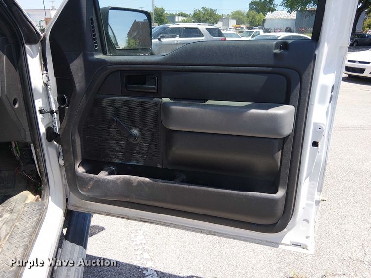 image for item EG8570 2014 Ford F150 SuperCab pickup truck