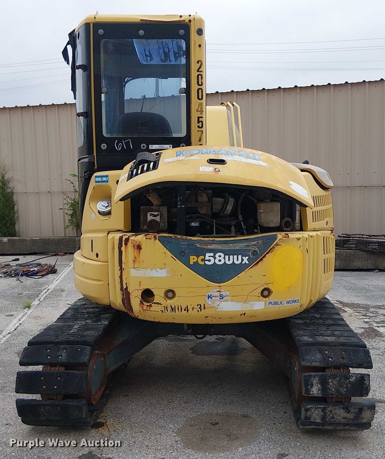 image for item EG8572 2004 Komatsu PC58UU-3E0 mini excavator