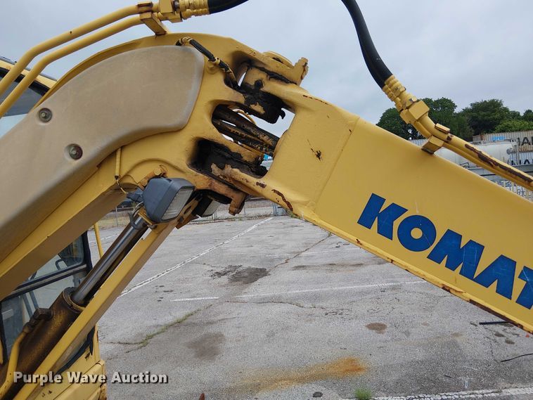 image for item EG8572 2004 Komatsu PC58UU-3E0 mini excavator