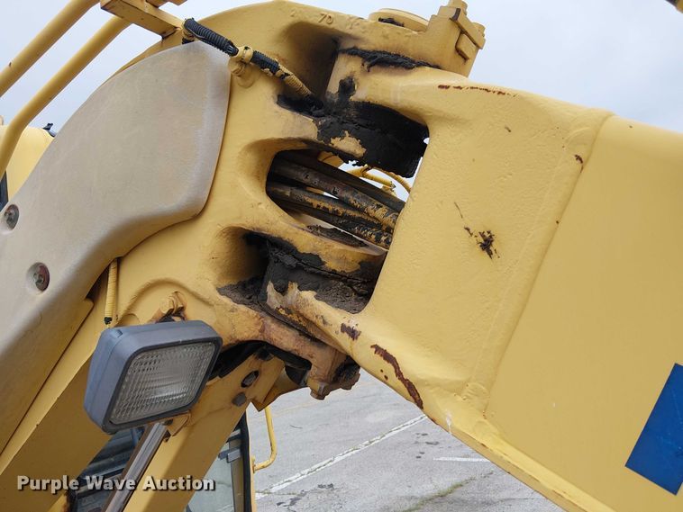 image for item EG8572 2004 Komatsu PC58UU-3E0 mini excavator