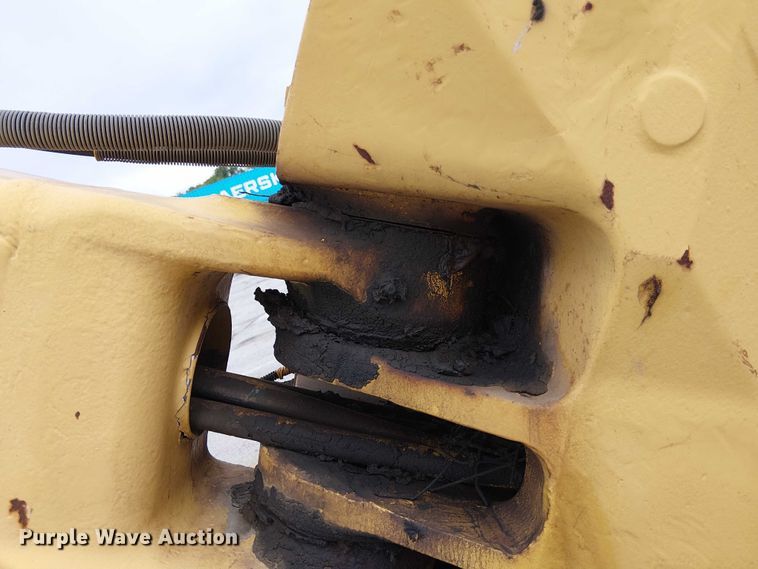 image for item EG8572 2004 Komatsu PC58UU-3E0 mini excavator