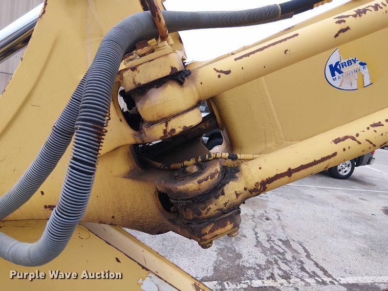 image for item EG8572 2004 Komatsu PC58UU-3E0 mini excavator