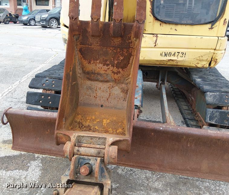 image for item EG8572 2004 Komatsu PC58UU-3E0 mini excavator
