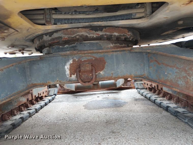 image for item EG8572 2004 Komatsu PC58UU-3E0 mini excavator