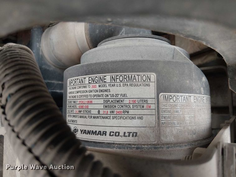 image for item EG8572 2004 Komatsu PC58UU-3E0 mini excavator