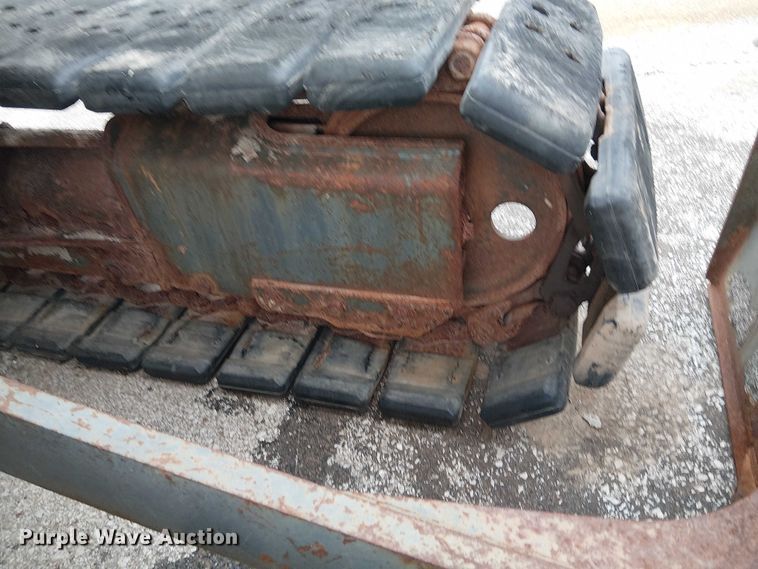 image for item EG8572 2004 Komatsu PC58UU-3E0 mini excavator