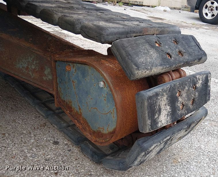 image for item EG8572 2004 Komatsu PC58UU-3E0 mini excavator